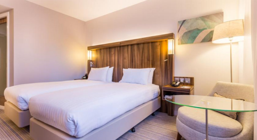 Glasgow Airport Hotels Park And Fly www.glasgowparking.com